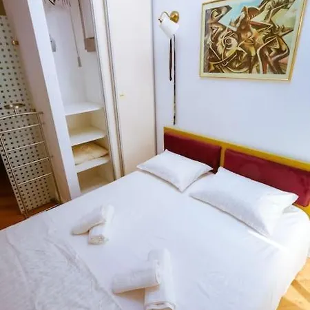 Apartment Old Town Bohemian With Terrace