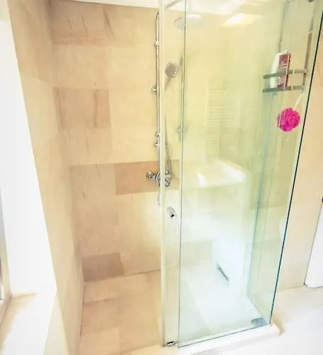 Old Town Bohemian With Terrace * Бухарест