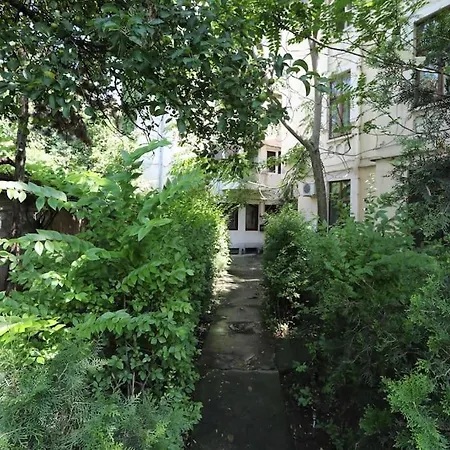 Old Town Bohemian With Terrace Appartement Boekarest