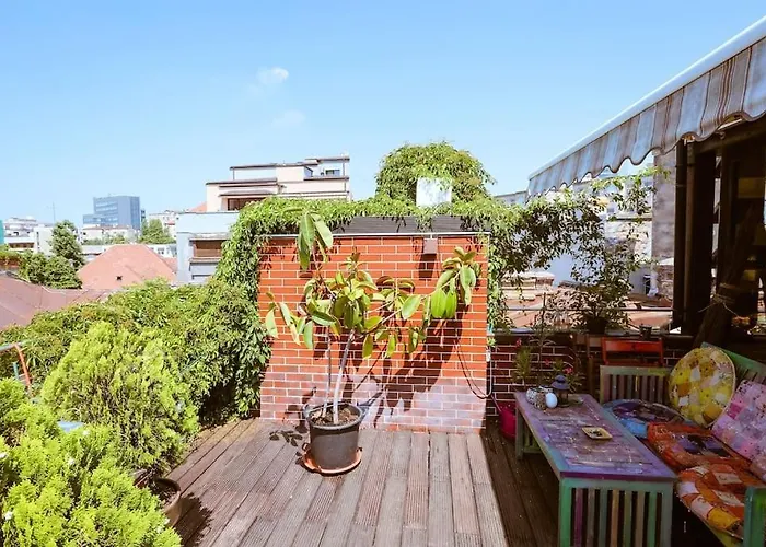 公寓 Old Town Bohemian With Terrace